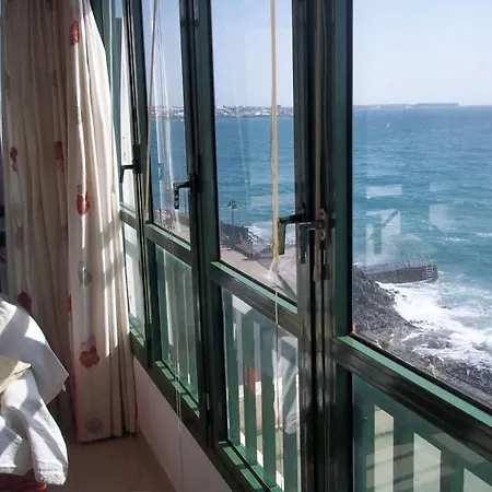 Apartamento Playa Blanca Sleeps 4 Wifi
