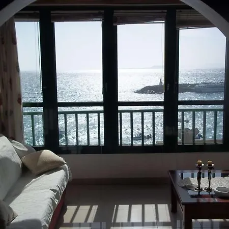 Apartamento Playa Blanca Sleeps 4 Wifi *